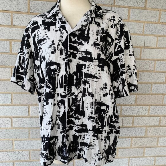 ZARA BLACK AND WHITE MENS BUTTON DOWN SHIRT SHORT SLEEVE SIZE M 80% VISCOSE 20% - Picture 1 of 8